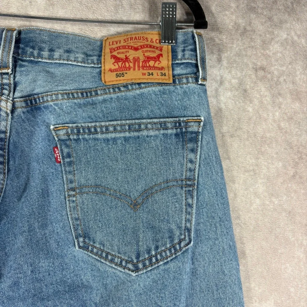 Levi's 505 Jeans Mens 34X34 Blue Medium Wash Denim Straight Leg Casual‎ Everyday
